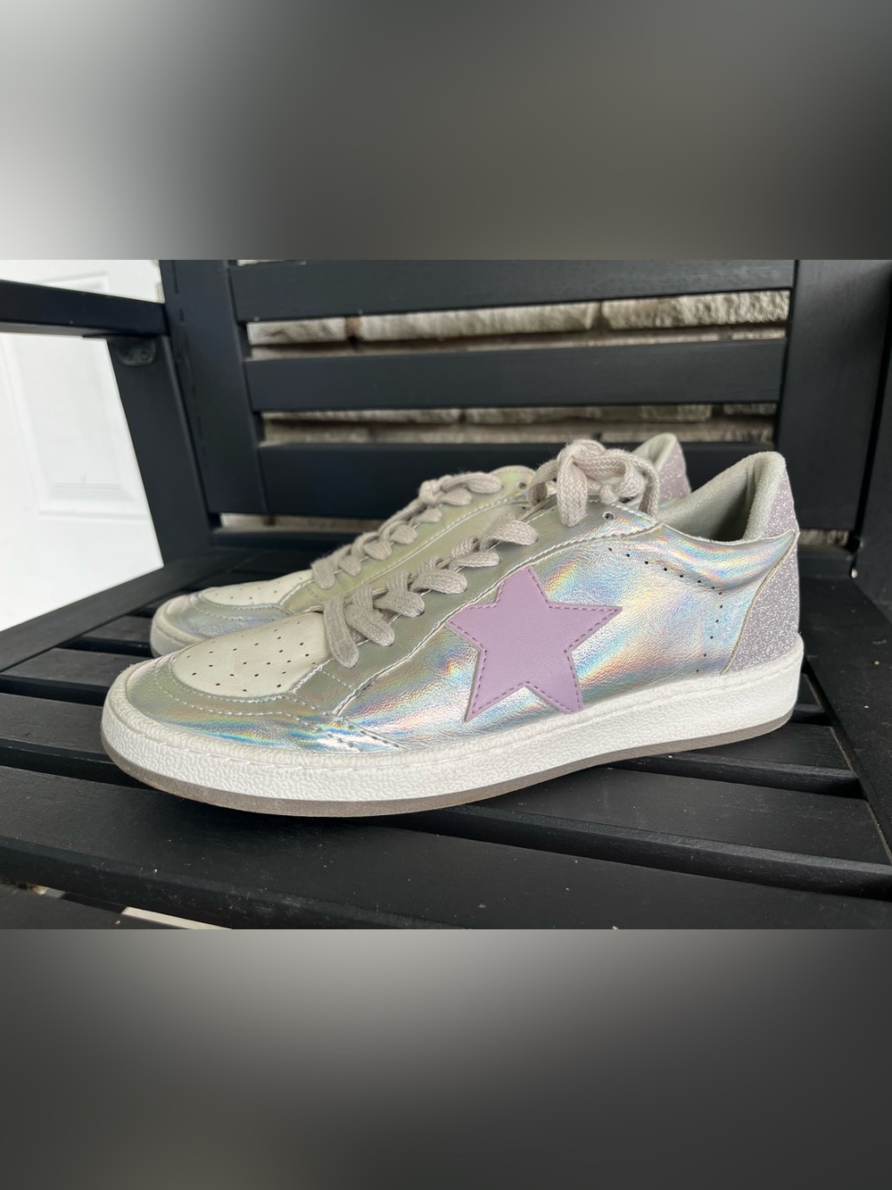 Shushop Star Silver/Lavender Accented 
PAZ Style Sneakers Size 8.5